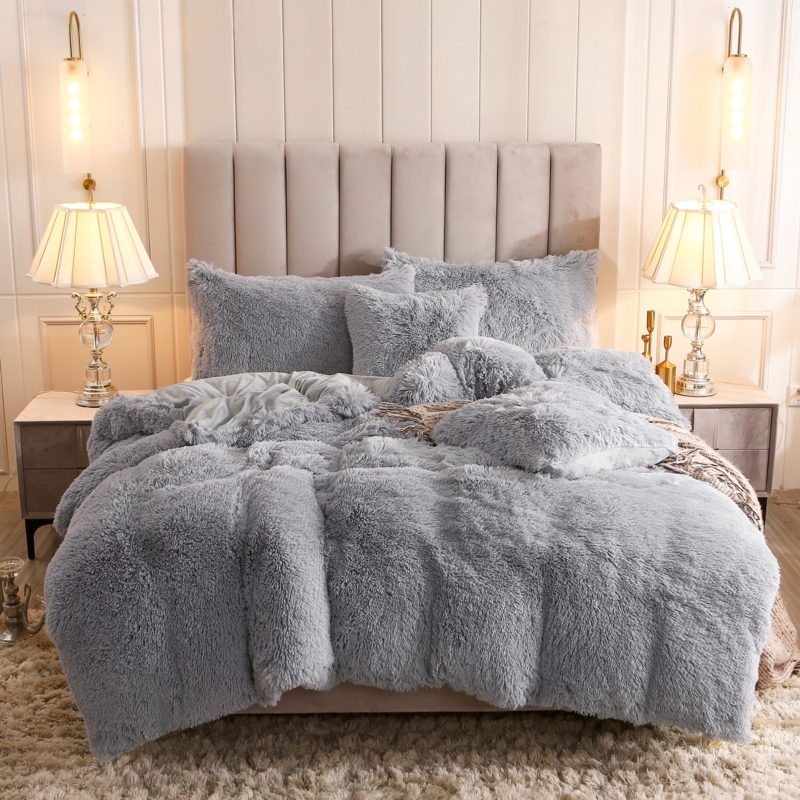 Shaggy Faux Fur Duvet Cover Set Light Gray Plush Luxurious Decor