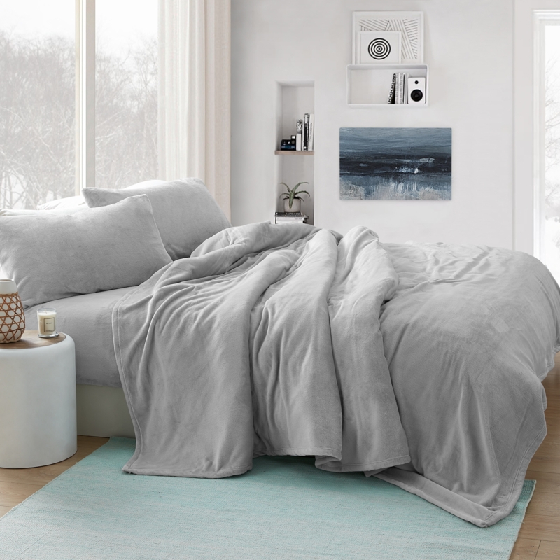 Sheet Set: Long-Pile Shaggy Texture in Tundra Gray, Cozy Bedding.