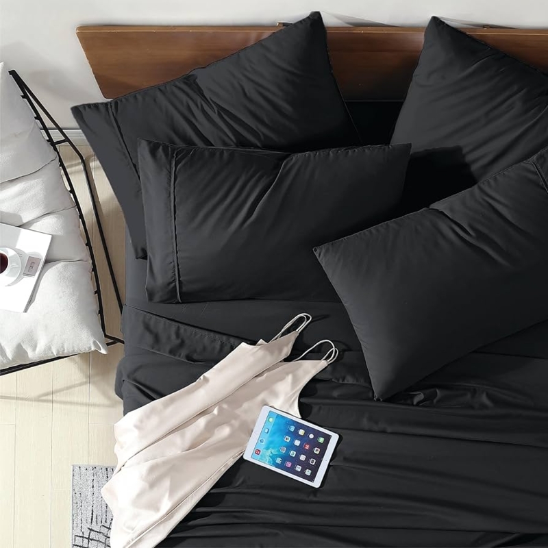 Sleek Solid Black Bed Sheet Set Brushed Microfiber Finish