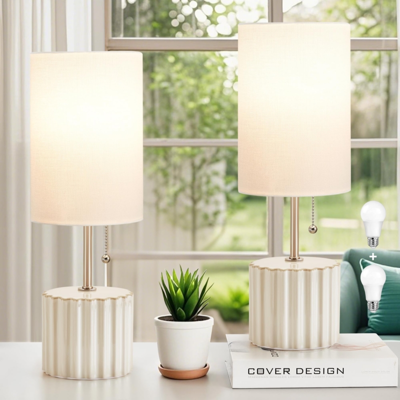 Textured White Ceramic Lamps Set with Pull Chain Switch