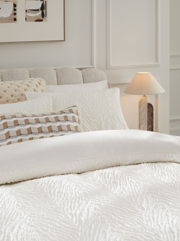 Tonal Embossed Animal Texture Duvet Cover Set Cream Contemporary Glam