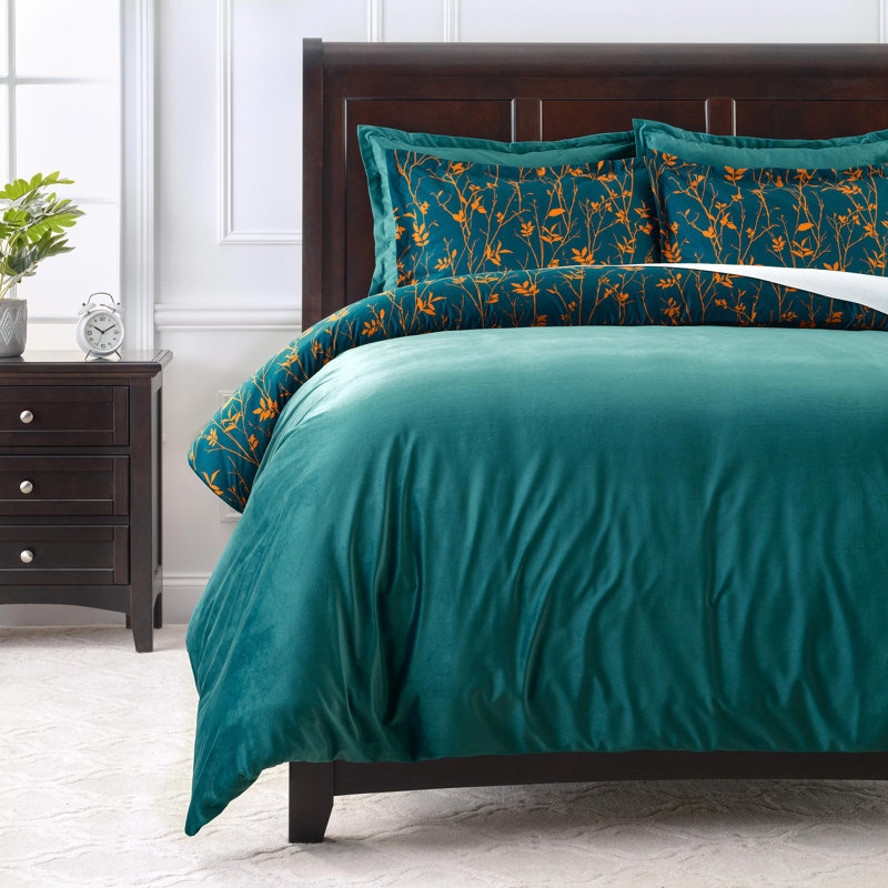 Vibrant Teal Duvet Cover Set, Smooth Microfiber, 3-Piece, Clean Look