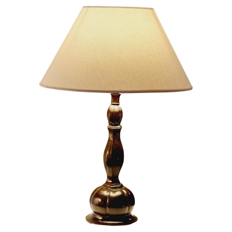 Vintage Art Deco Table Lamp with Bronze Toned Stepped Base