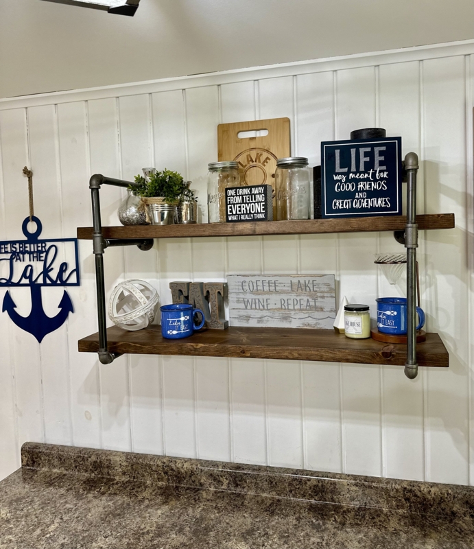 Wall Shelf with Six-Tier Vertical Design, Pipe Frame.