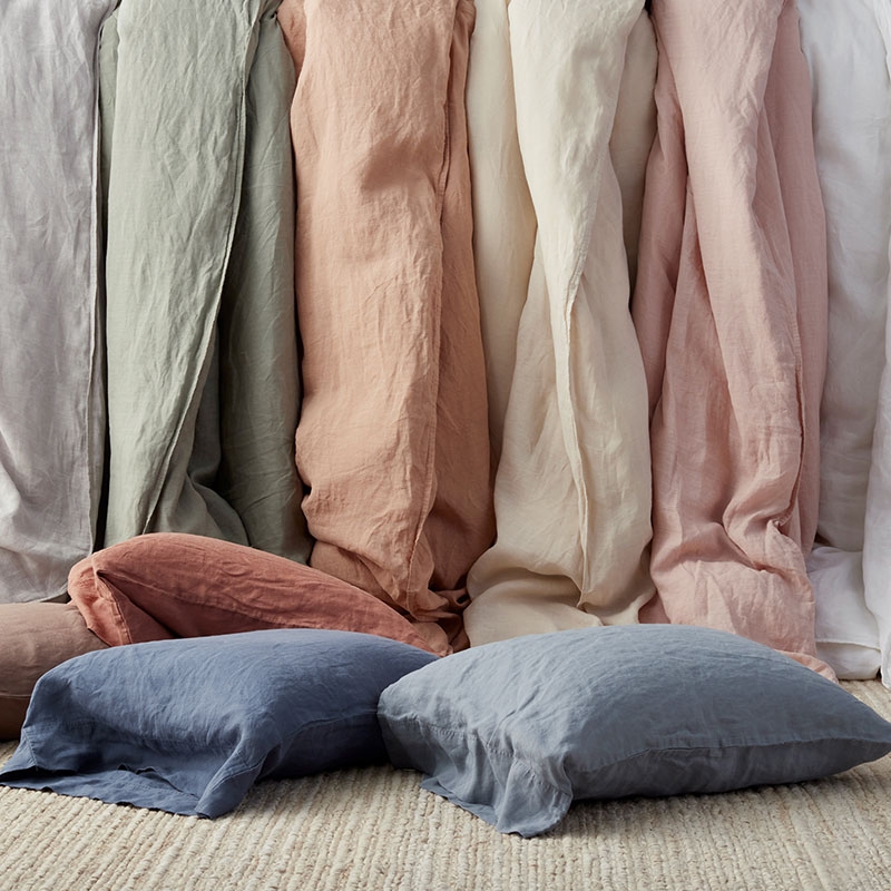 Wased Linen Pillowcase Light Gray with Flange Border Rumpled Texture