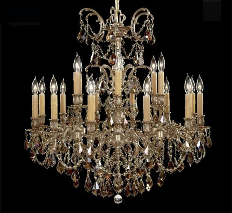 Chandelier Grand Traditional 18-Light Polished Finish Crystal