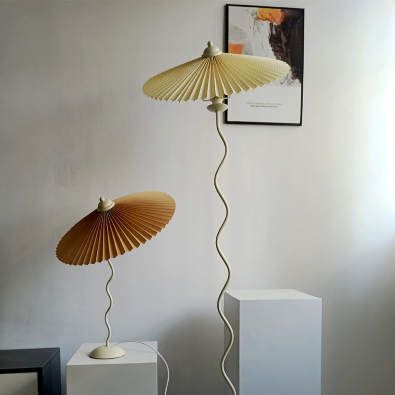 Floor Lamp S-Shaped Stand Pleated Shade Mid Century Modern Vintage