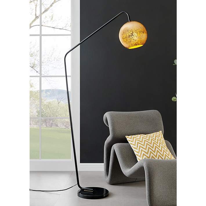 Floor Lamp with Adjustable Horizontal Arm and Disc Head