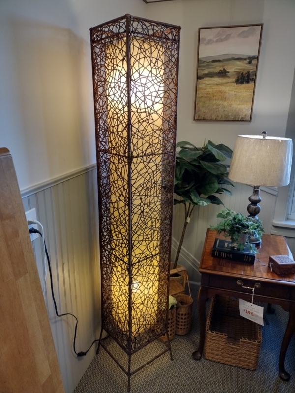 Floor Lamp Woven Wicker Column Square Profile Natural Lighting