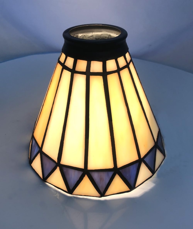 Lampshade: Tiffany Style Stained Glass Floral Scalloped Edge Design