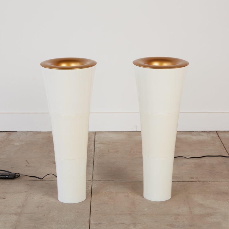 Postmodern Matte Black Lighting Conical Shade Architectural Uplight