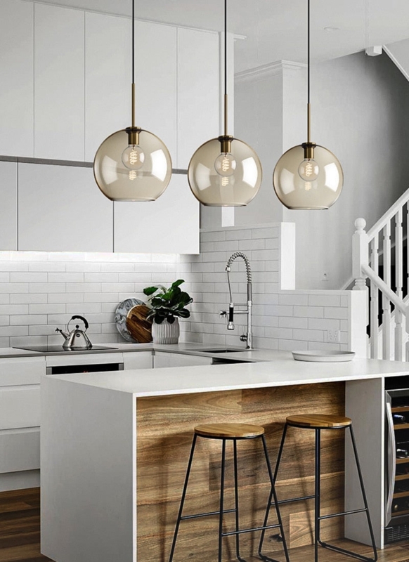 Ribbed Clear Glass Pendant Lights, Staggered Hanging Fixture