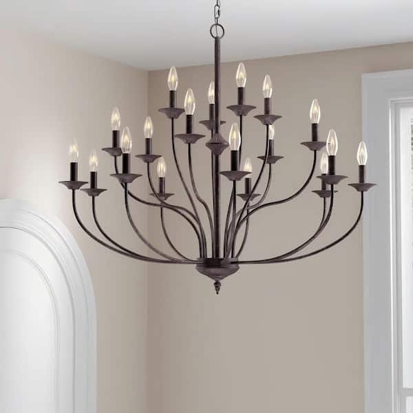 Traditional Rust Wagon Wheel Chandelier, Eighteen-Light