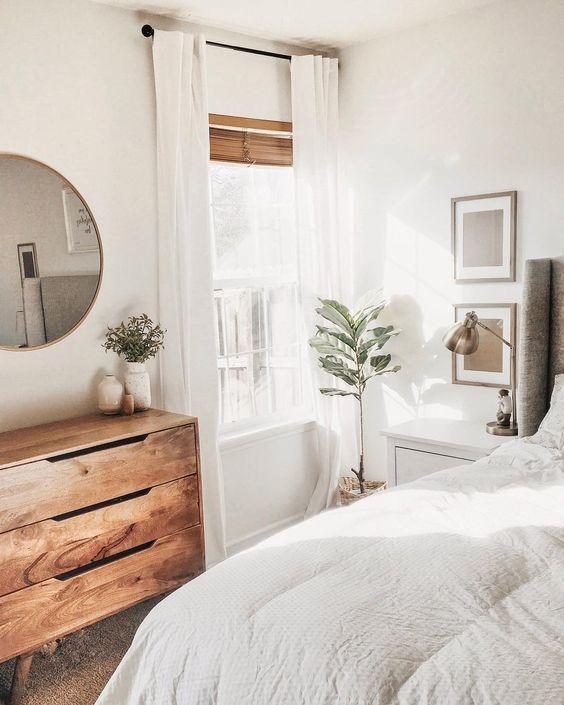 Airy Bedroom Natural Wood Dresser Large Round Mirror Farmhouse