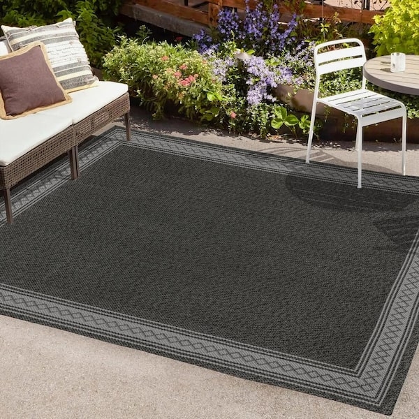 Area Rug Black Diamond Lattice Border Indoor Outdoor