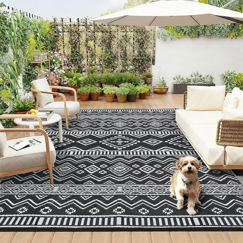 Area Rug Black White Reversible Concentric Diamond Mat