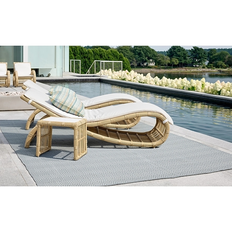 Area Rug Coastal Navy Blue Diamond Pattern Reversible Flatweave