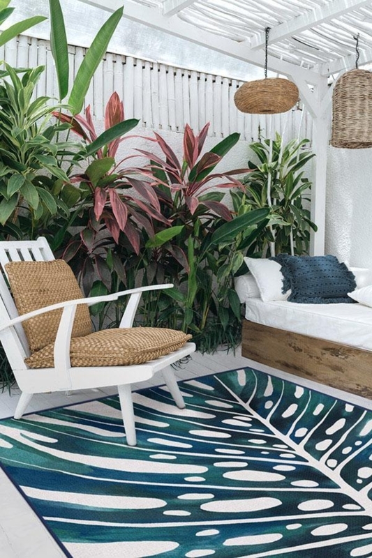 Area Rug, Concentric Geometric Print, Modern Patio Decor