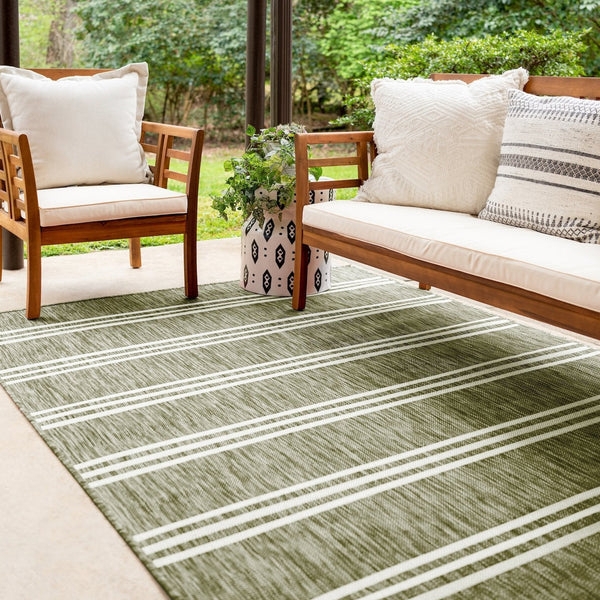 Area Rug: Emerald Green Border with Grey Trellis Pattern