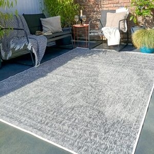 Area Rug: Faded Traditional Oriental, Vintage Inspired Patio Rug