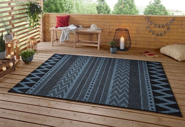 Area Rug Fringed Edges Diamond Pattern Gray Cream Deck Decor