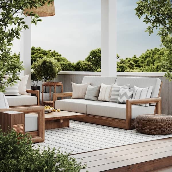 Area Rug: Geometric Line Pattern with Indoor Outdoor Durability