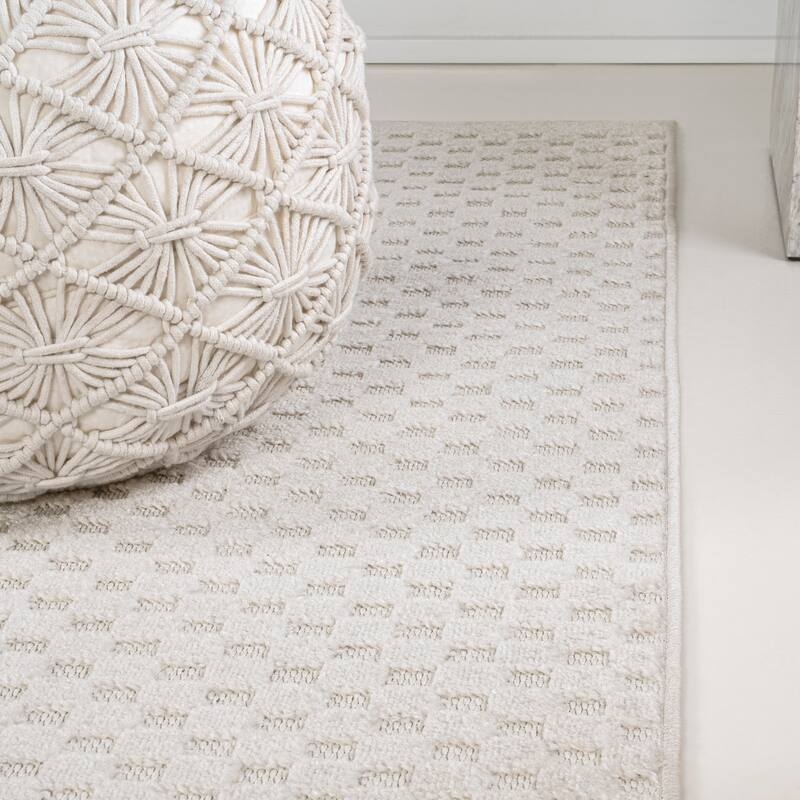 Area Rug: Monotone Cream Checkered High-Low Pattern Patio Decor