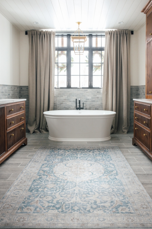 Area Rug: Oversized Muted Blue Medallion in Symmetrical Vanity Layout