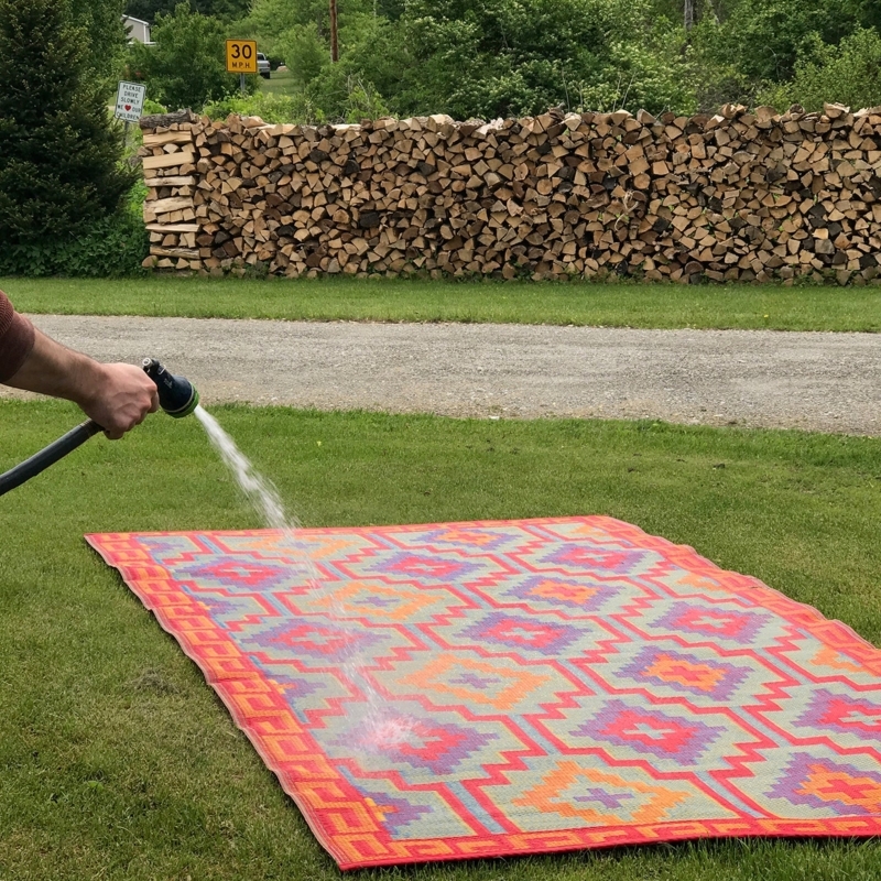 Area Rug Recycled Plastic Weave Mandala Pattern Fringed Edges