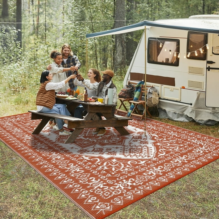 Area Rug: Reversible Design, Oversized Floral, Stain Resistant, Gray.