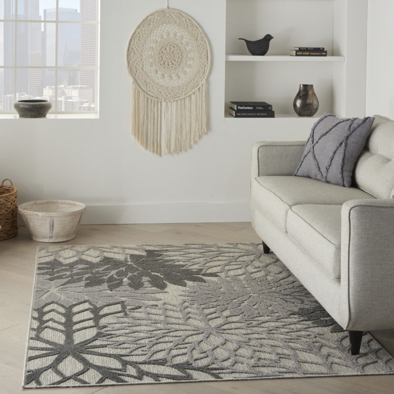 Area Rug Round Geometric Pattern Silver Gray Weave