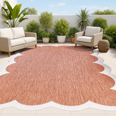 Area Rug: Scalloped Edge, Terracotta Border. Scalloped Edge Outdoor Rug.