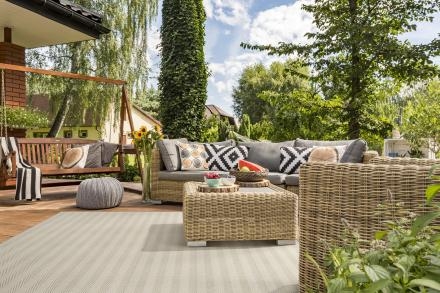 Area Rug with Ribbed Texture, Neutral Living Room Rug Styling