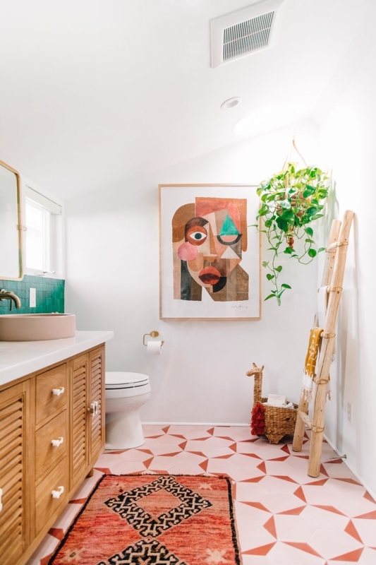 Bathroom: Geometric Floor Tile, Abstract Wall Art, Green Backsplash