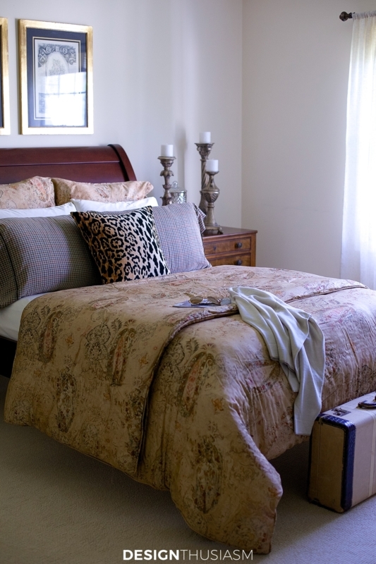 Bedding Set with Paisley Pattern and Leopard Accent Pillow