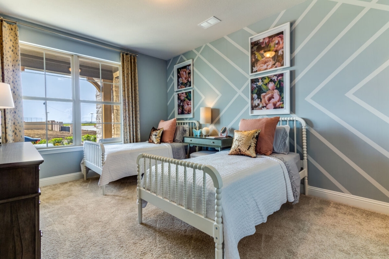 Bedroom Decor, Twin White Spindled Beds, Blue Geometric Accent Wall