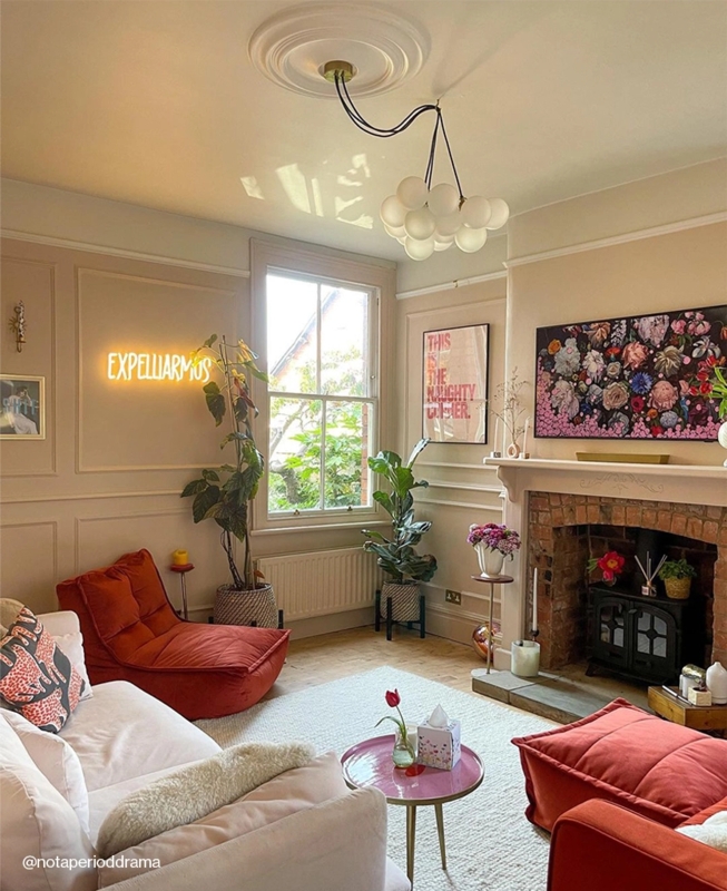Bubble Cluster Pendant Light in Eclectic Living Room