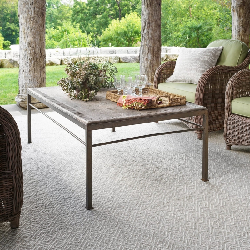 Coastal Outdoor Rug White Geometric Trellis Woven Transitional Patio