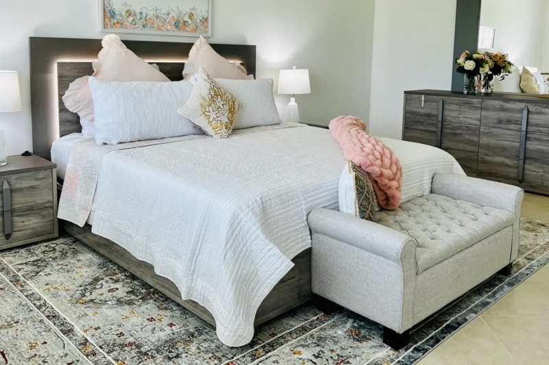 Contemporary Light Gray Tufted Bench with Rolled Arms