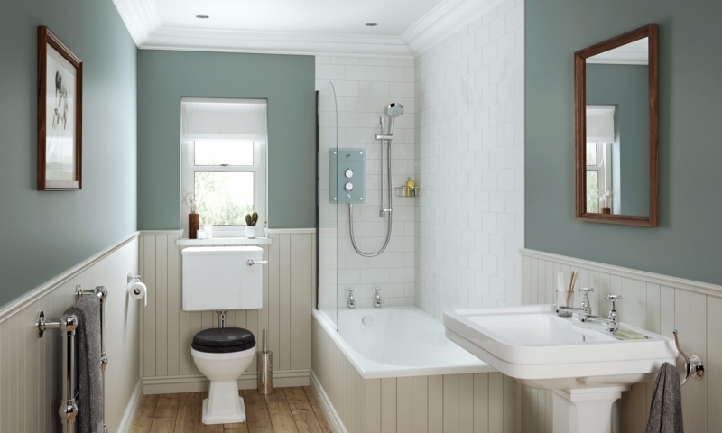 Country Style Bathroom: Pedestal Sink & Beadboard Wainscoting