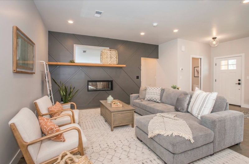 Dark Grey Slat Wall Ideas: Built-In Linear Fireplace Living Room