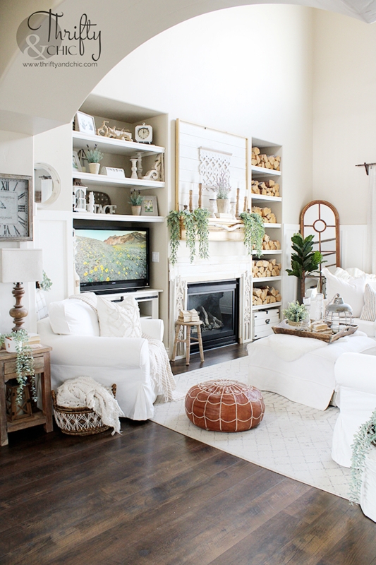 Farmhouse Living Room with Built-In Stacked Log Storage Feature
