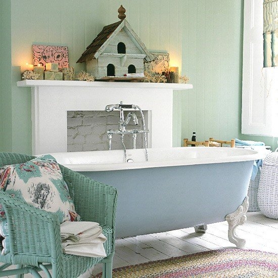 Five Unique Shabby Chic Bathrooms To Inspire You - Rustic Crafts & DIY