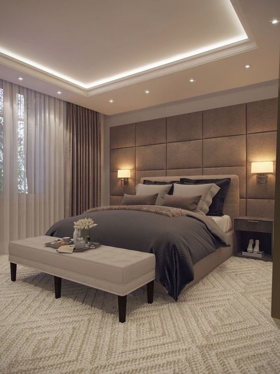 Gridded Wall Paneling Decor Upholstered Bed Tray Ceiling