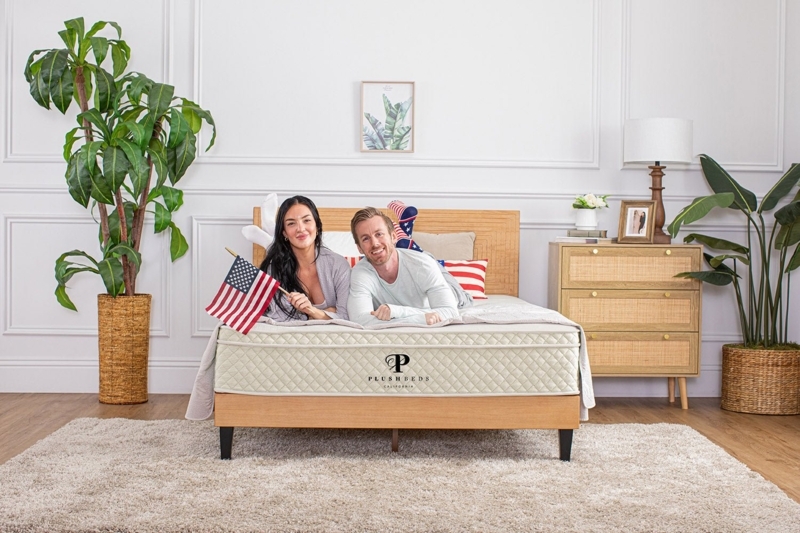Hybrid Mattress with Teal Piping and Textured Gray Sides, Modern Design