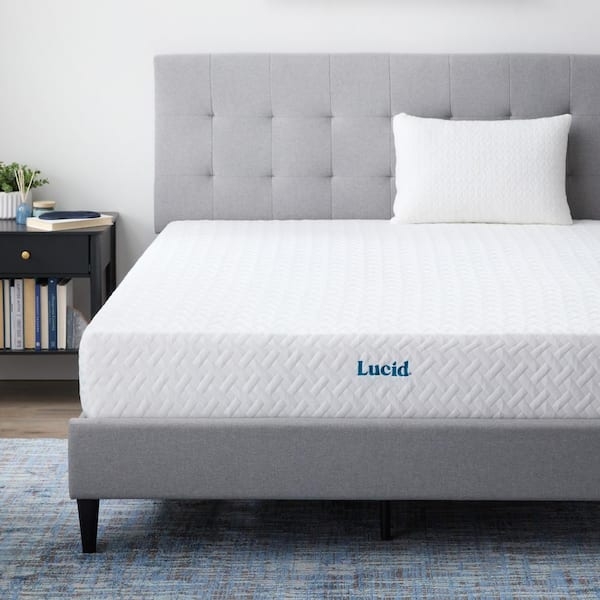 King Size Mattress, Surecool Luxury Gel Memory Foam, Airy Bedroom Setup.