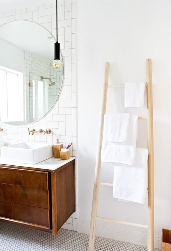 Leaning Towel Ladder Minimalist Scandinavian Design Decor
