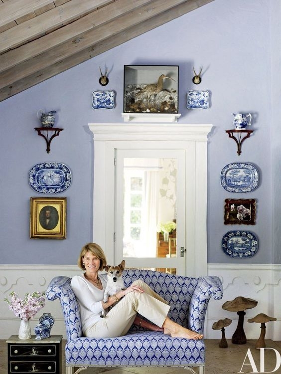 Loveseat Blue And White Patterned Scalloped Wainscoting