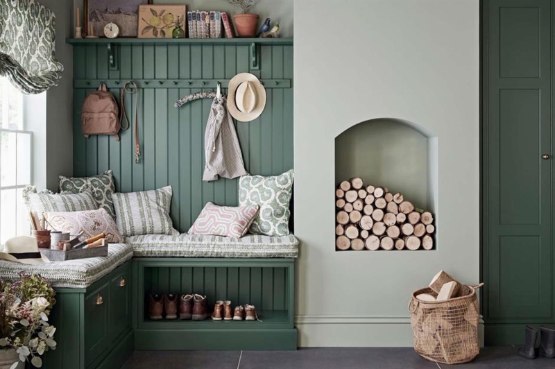 Mallard Green Mudroom Paneling: Built-In Corner Bench and Arched Niche