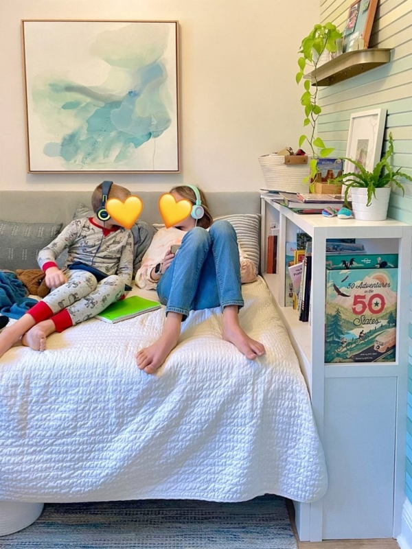 Modern Coastal Kids Bedroom with Shiplap Accent Wall and Bookshelf